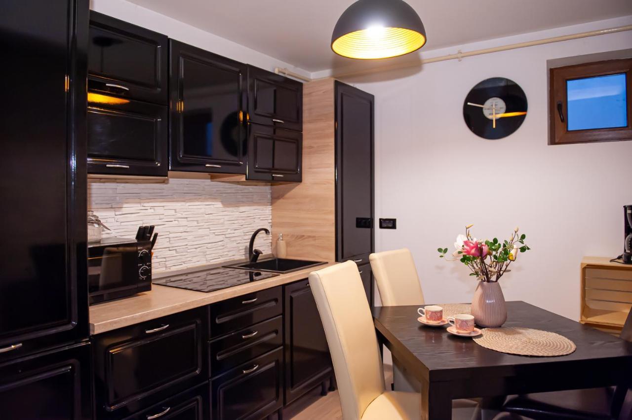 Kai Mountain Luxury Apartment Brasov Exterior photo